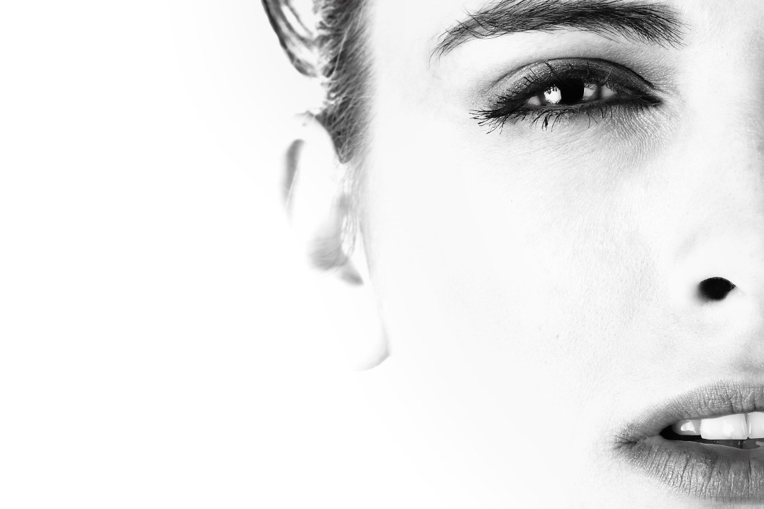 beautiful-beauty-black-and-white-458388b